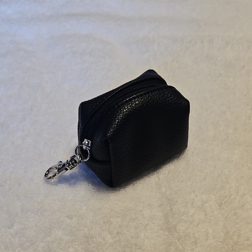 Thirty-One Sleek Black Mini Bag